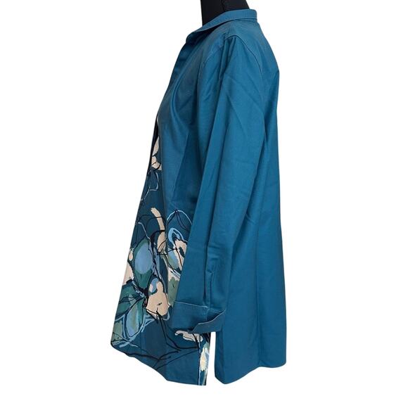 Chico’s Size 1 US 8 No Iron Stretch Tunic Top Teal Green Floral Mandarin Floral - Picture 3 of 8